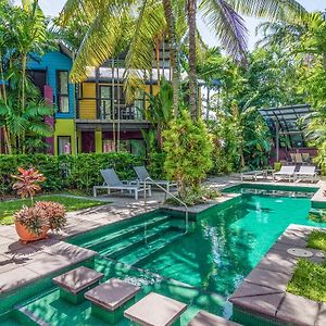 Dreamcatcher Beach-Side Apartments