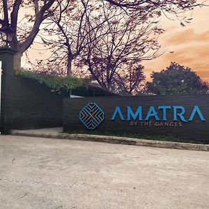 Amatra By The Ganges